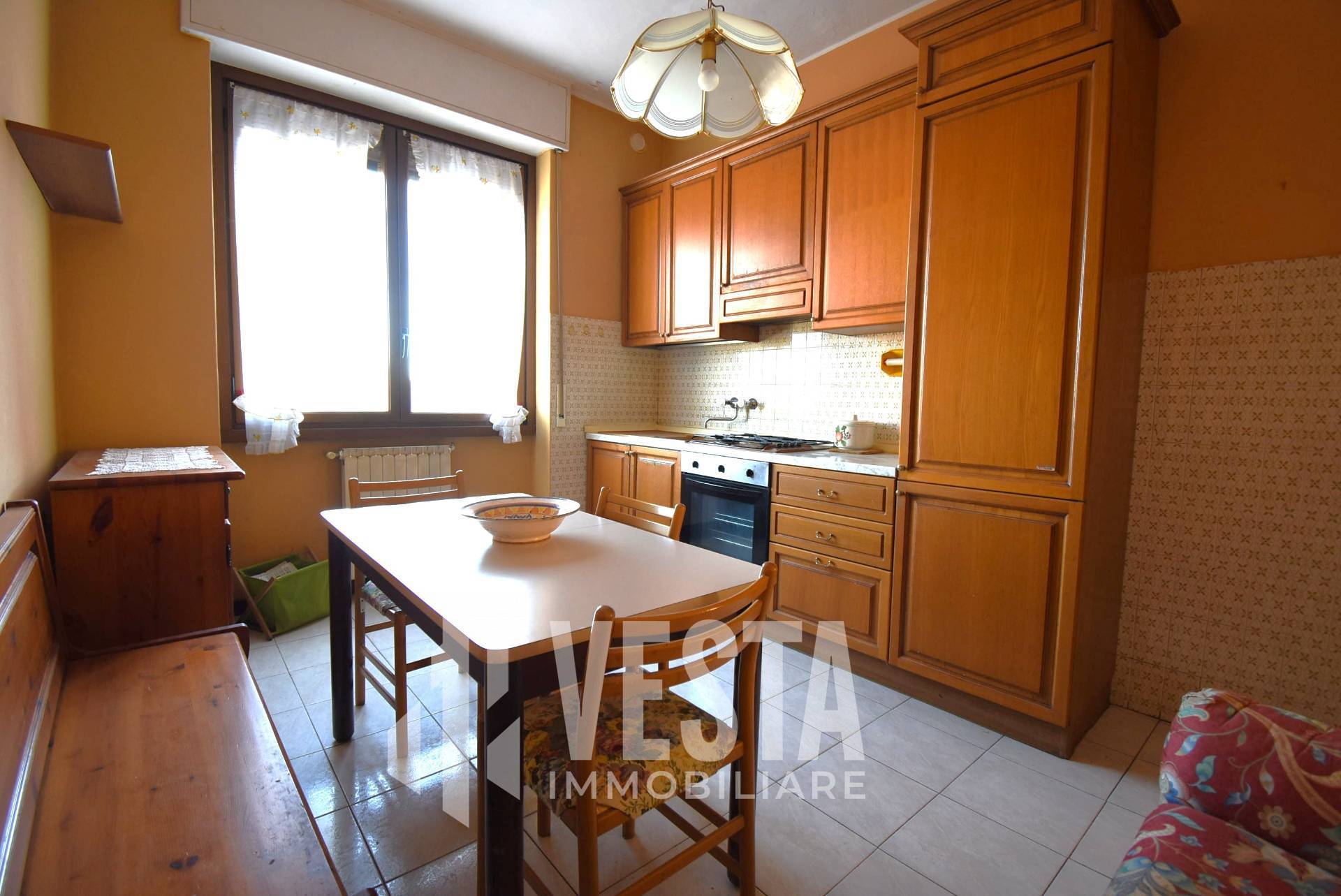 Appartamento in vendita a Camparada