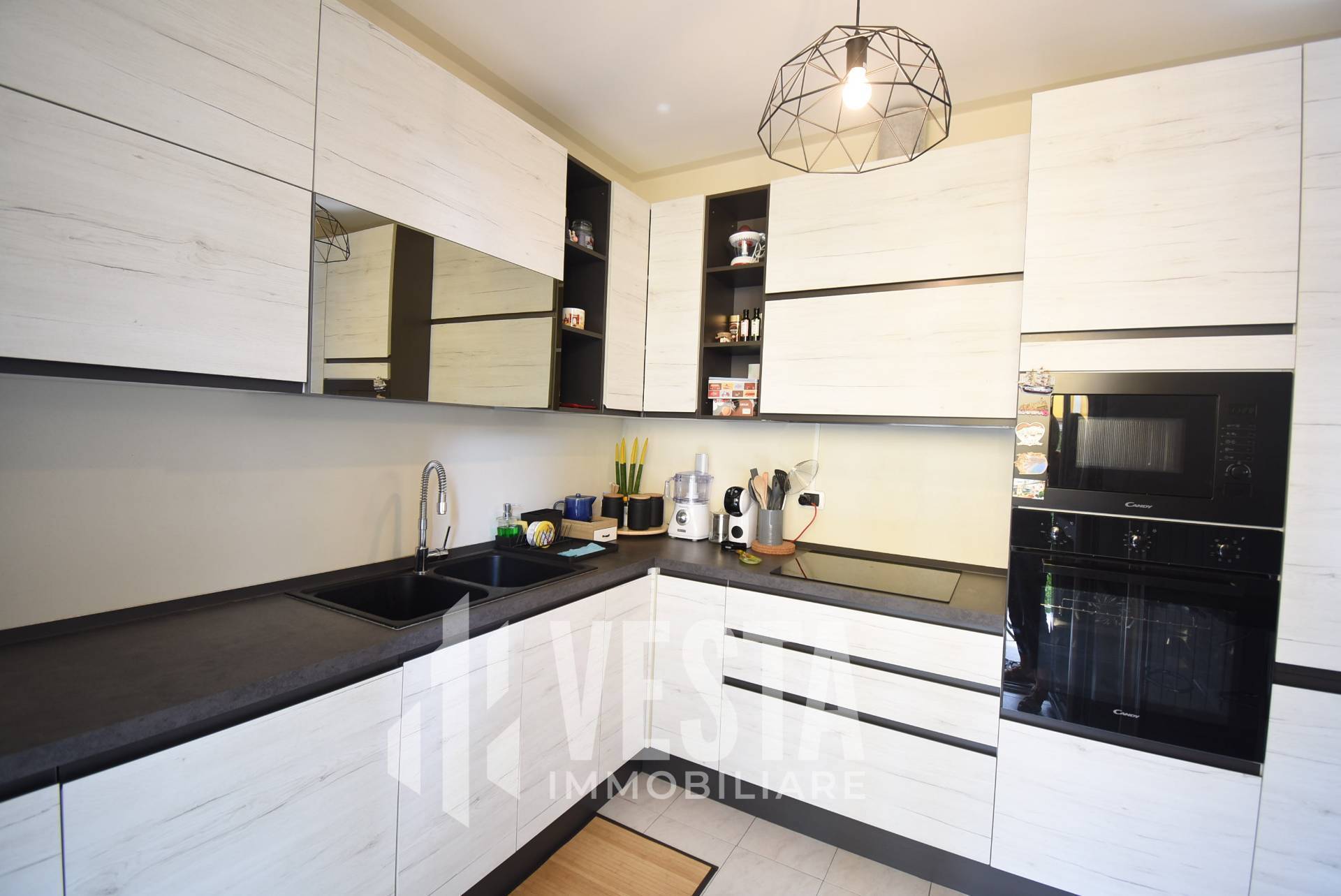 Appartamento in vendita a Paderno d'Adda