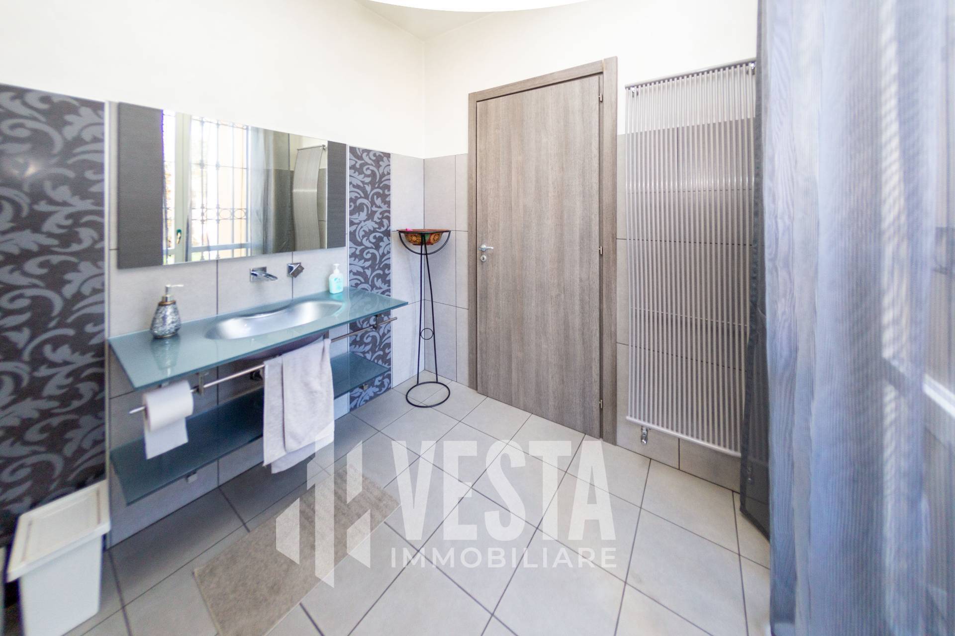 Villa in vendita a Robbiate