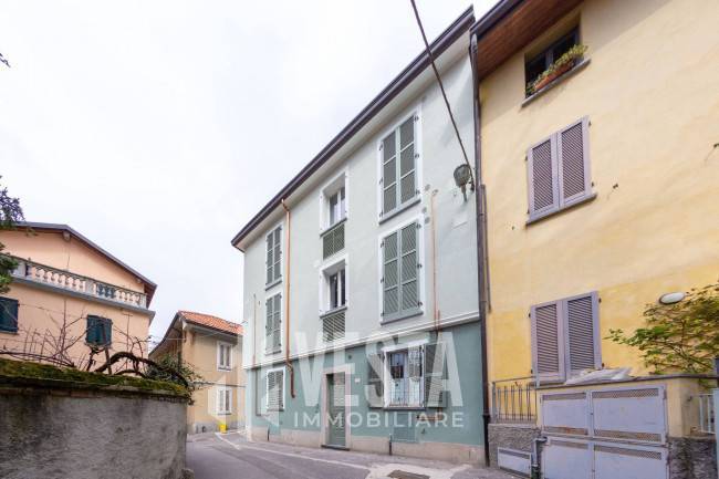 Negozio in affitto a Merate