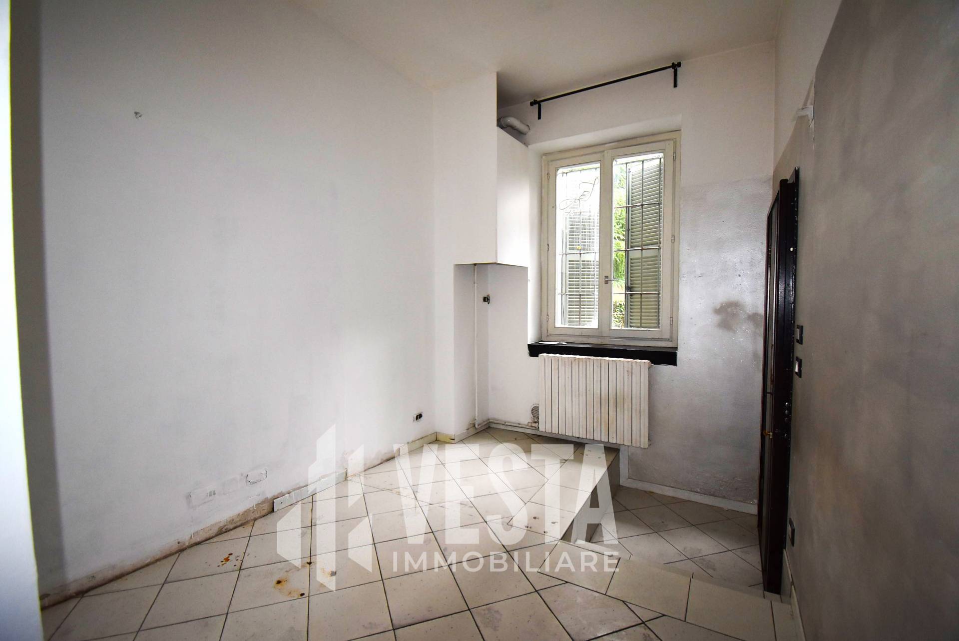 Negozio in affitto a Merate