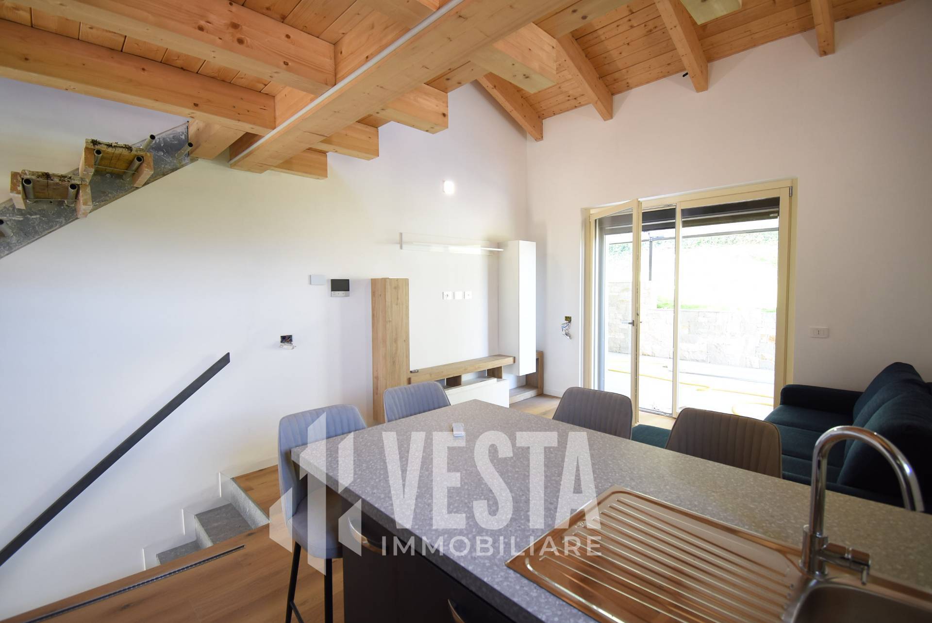 Appartamento in affitto a Montevecchia