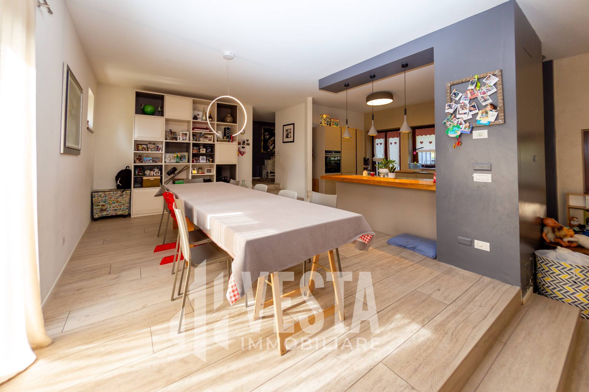 Villa bifamiliare in vendita a Olgiate Molgora