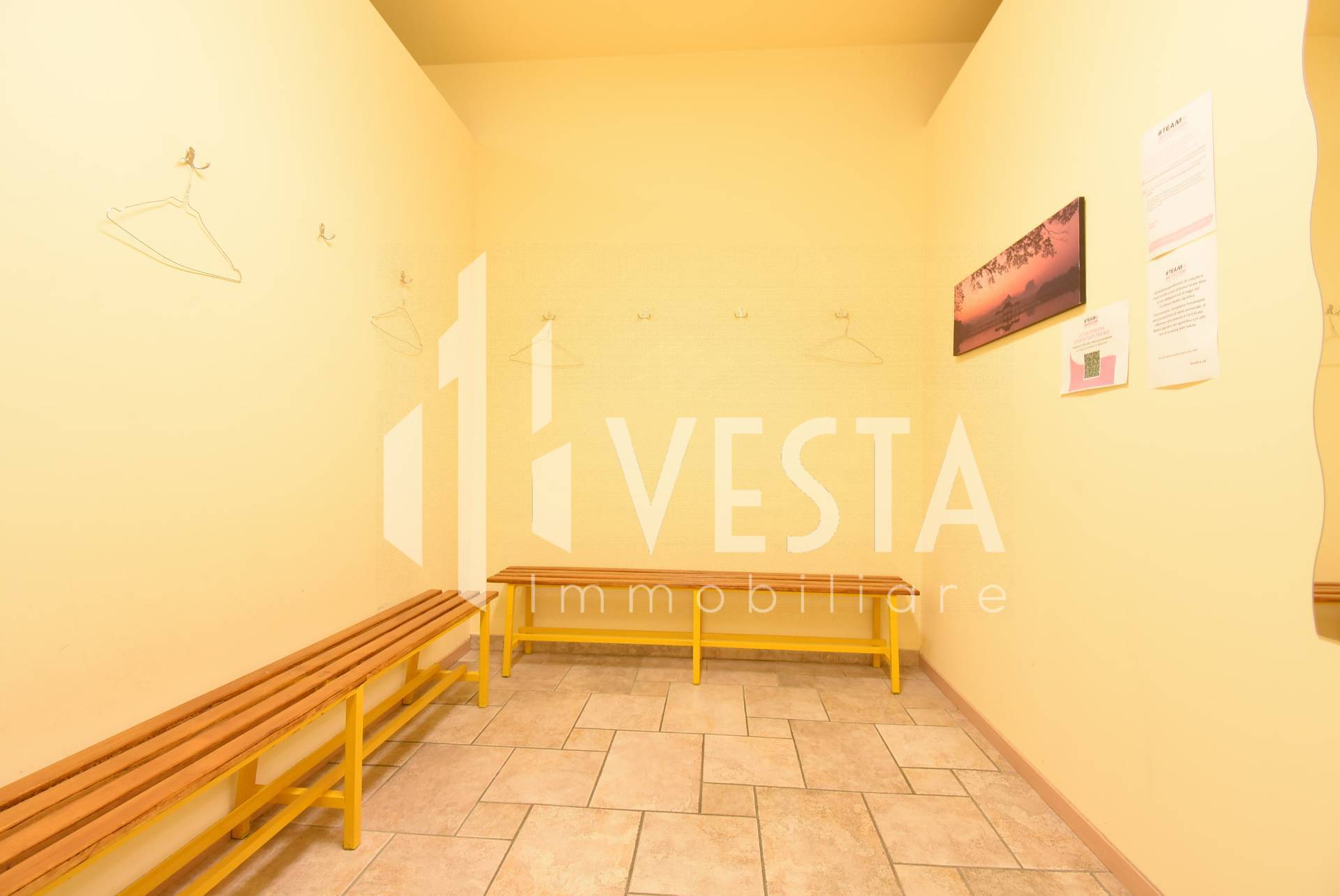 Negozio in vendita a Merate