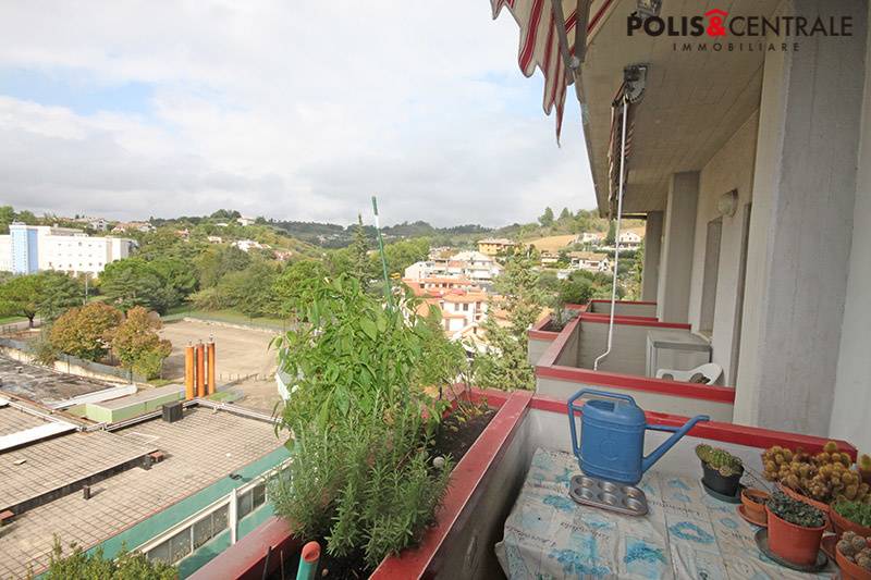 Appartamento in vendita a Ascoli Piceno, Monticelli