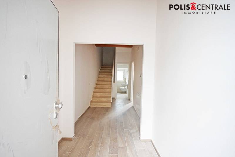 edificio cielo terra in vendita a Ascoli Piceno, Borgo Solest