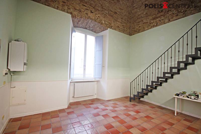 Studio/Ufficio in affitto a Ascoli Piceno, Centro Storico