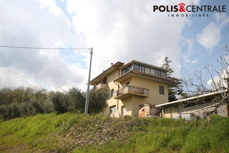 Casa singola in vendita a Folignano