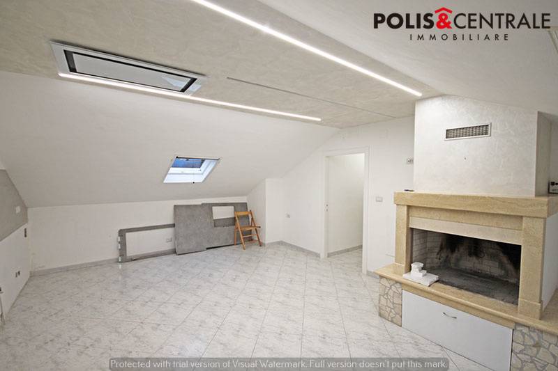 edificio cielo terra in vendita a Roccafluvione