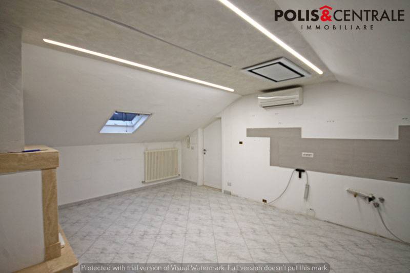 edificio cielo terra in vendita a Roccafluvione