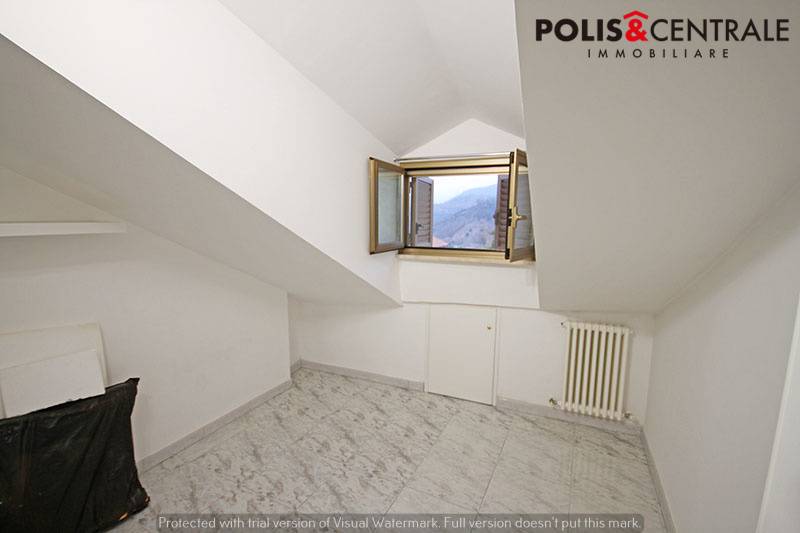 edificio cielo terra in vendita a Roccafluvione