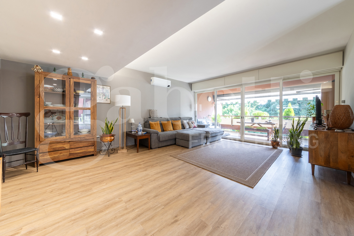 Attico con box a Basiglio