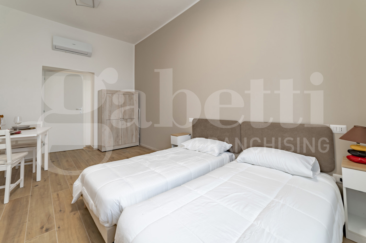 Bilocale arredato in affitto a Milano