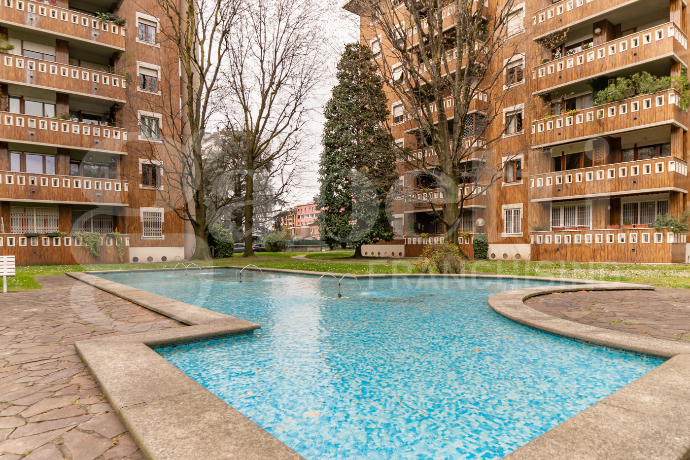 Trilocale da ristrutturare a Milano