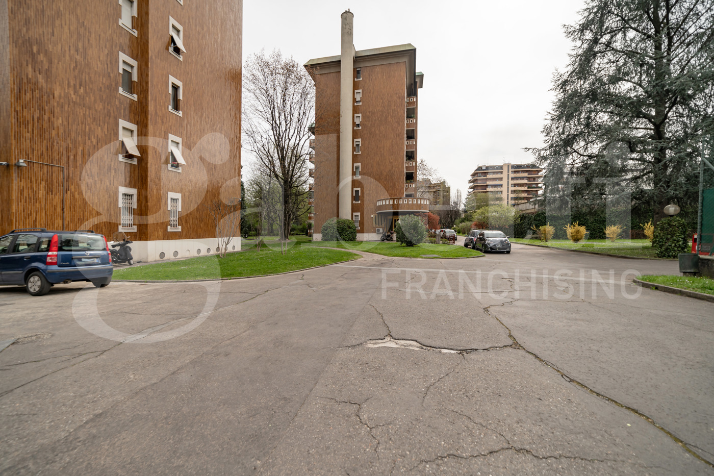 Trilocale da ristrutturare a Milano