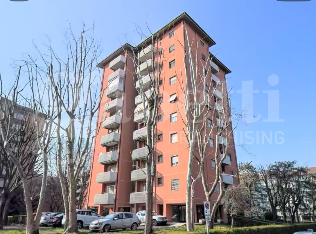 Trilocale arredato in affitto a Milano