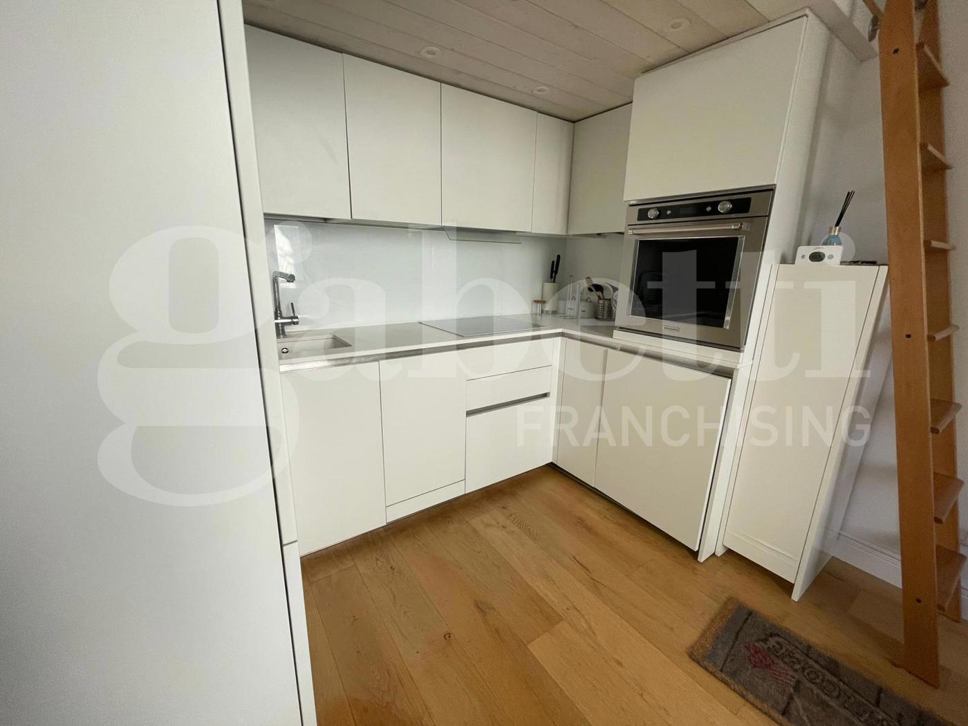 Monolocale arredato in affitto a Milano