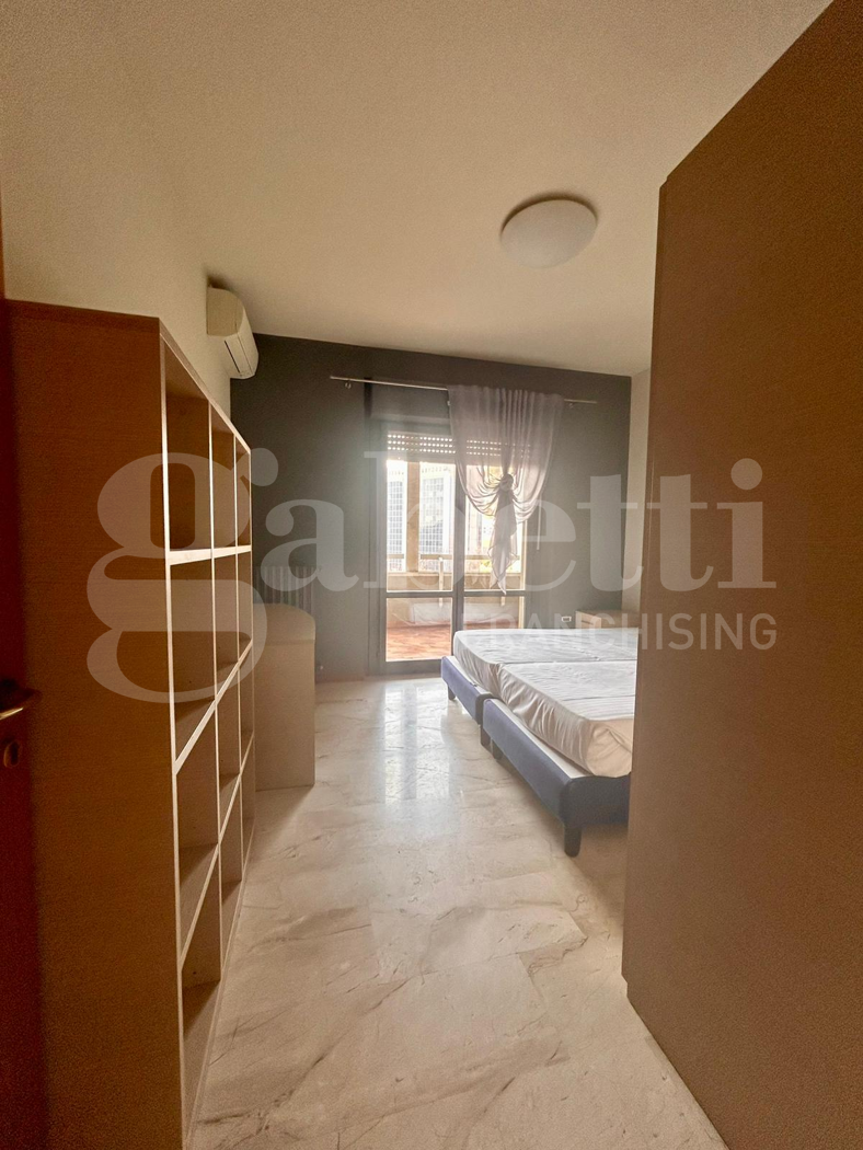 Trilocale arredato in affitto a Milano