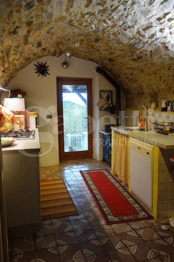Villa in vendita a Sesta Godano