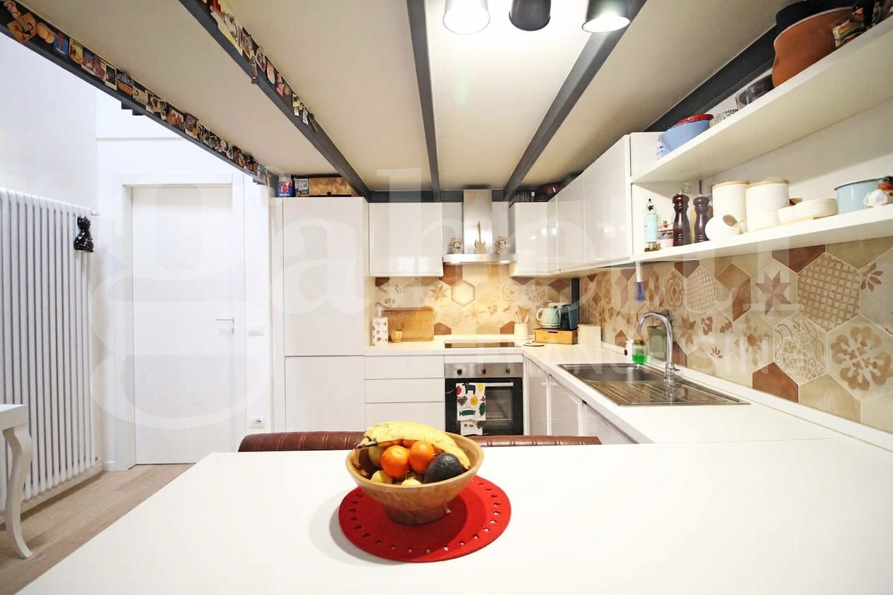 Loft arredato in affitto a Milano