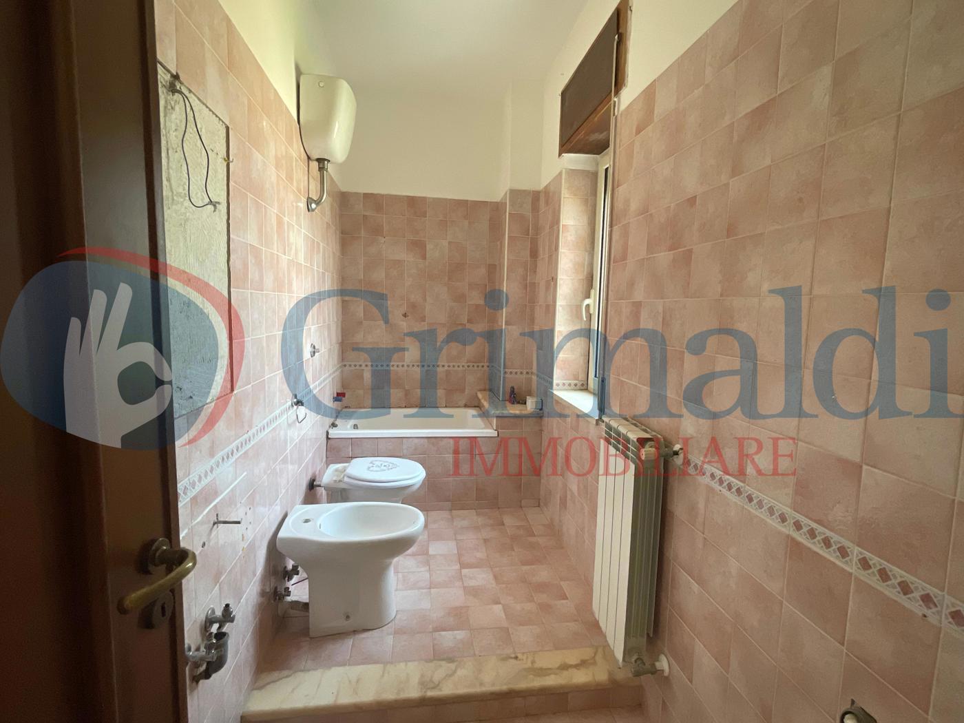 Trilocale in affitto a Quarto