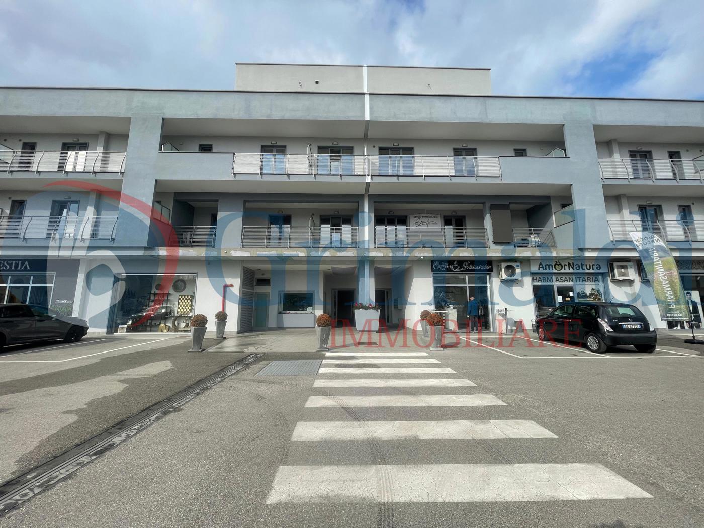 Ufficio in affitto a Quarto