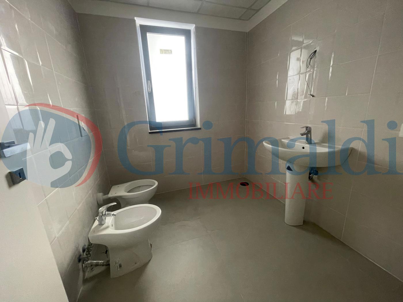 Ufficio in affitto a Quarto