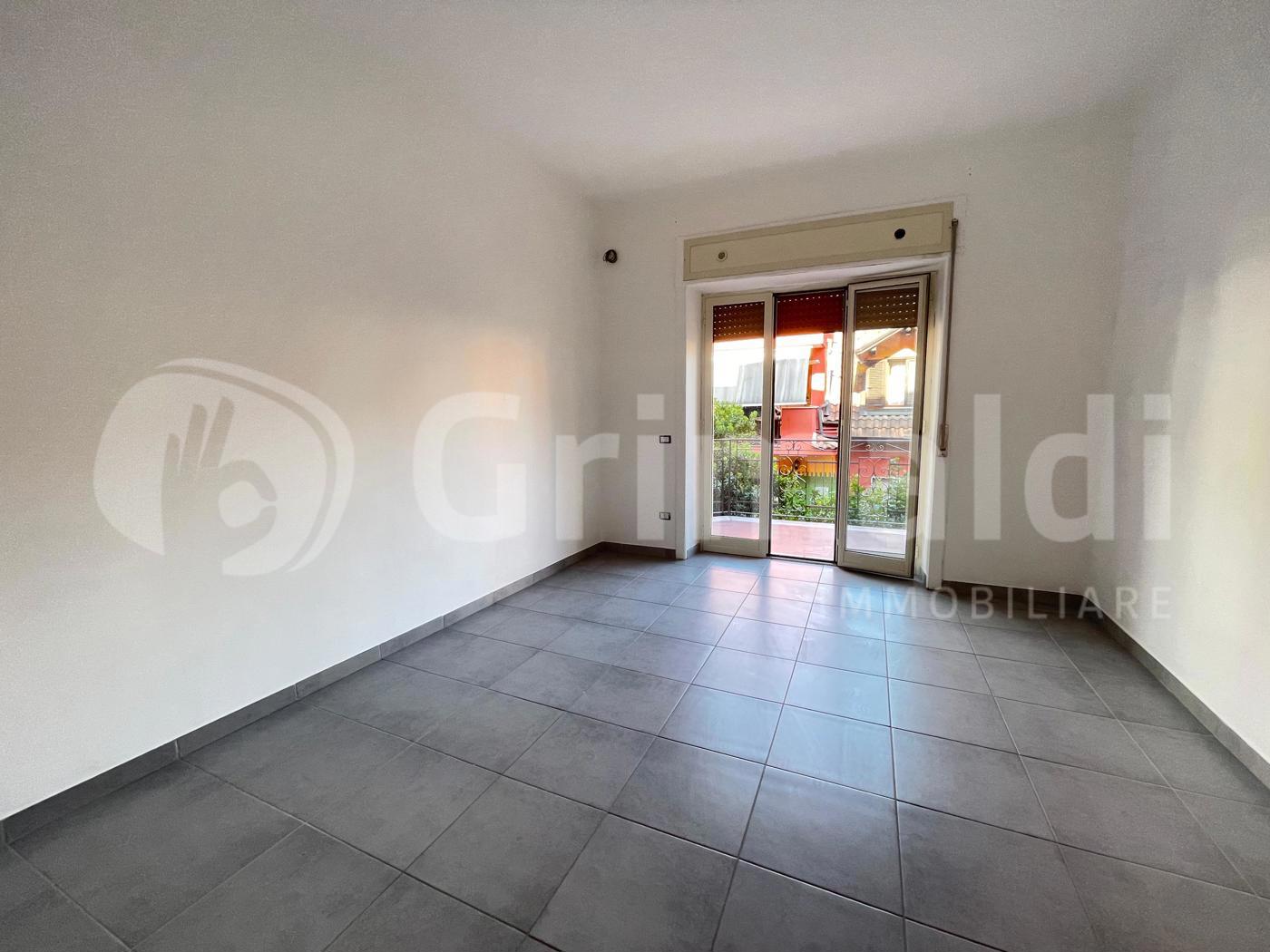 Trilocale in affitto a Quarto