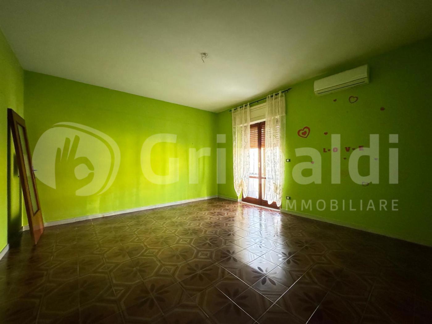 Trilocale con box a Quarto