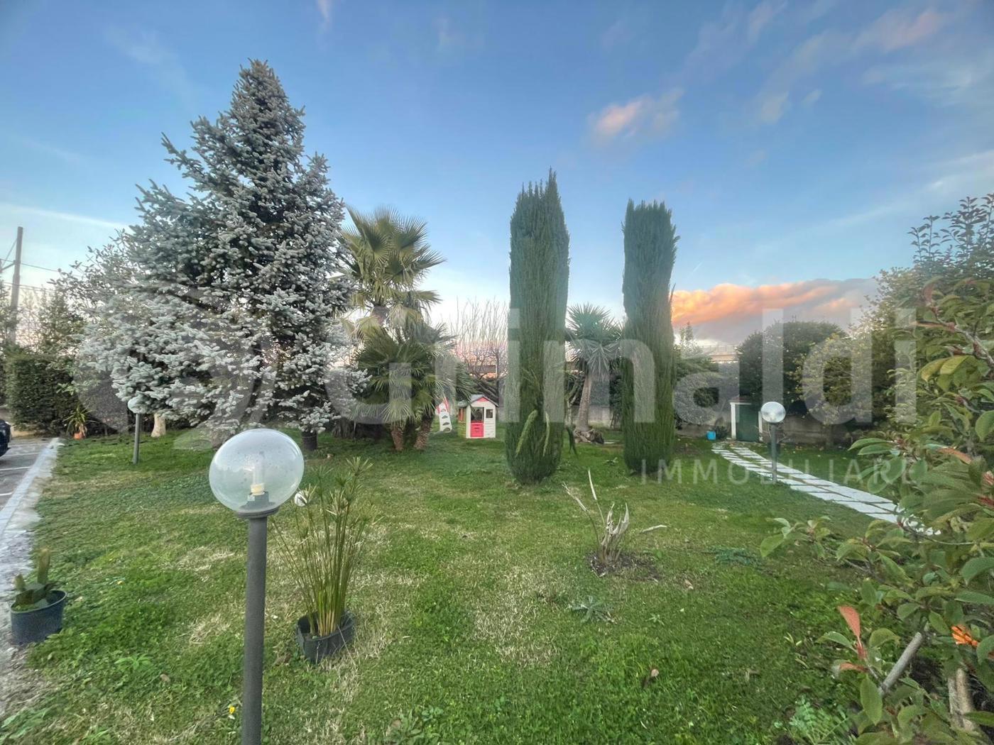 Villa in affitto a Quarto