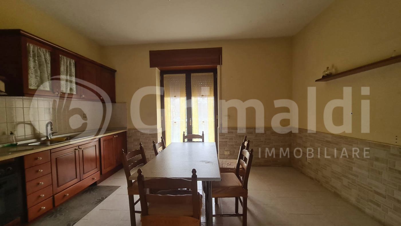 Trilocale in affitto a Quarto