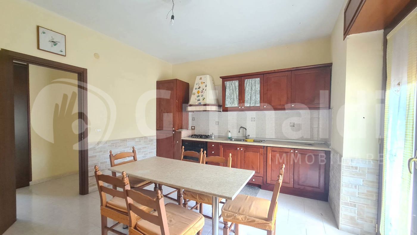 Trilocale in affitto a Quarto