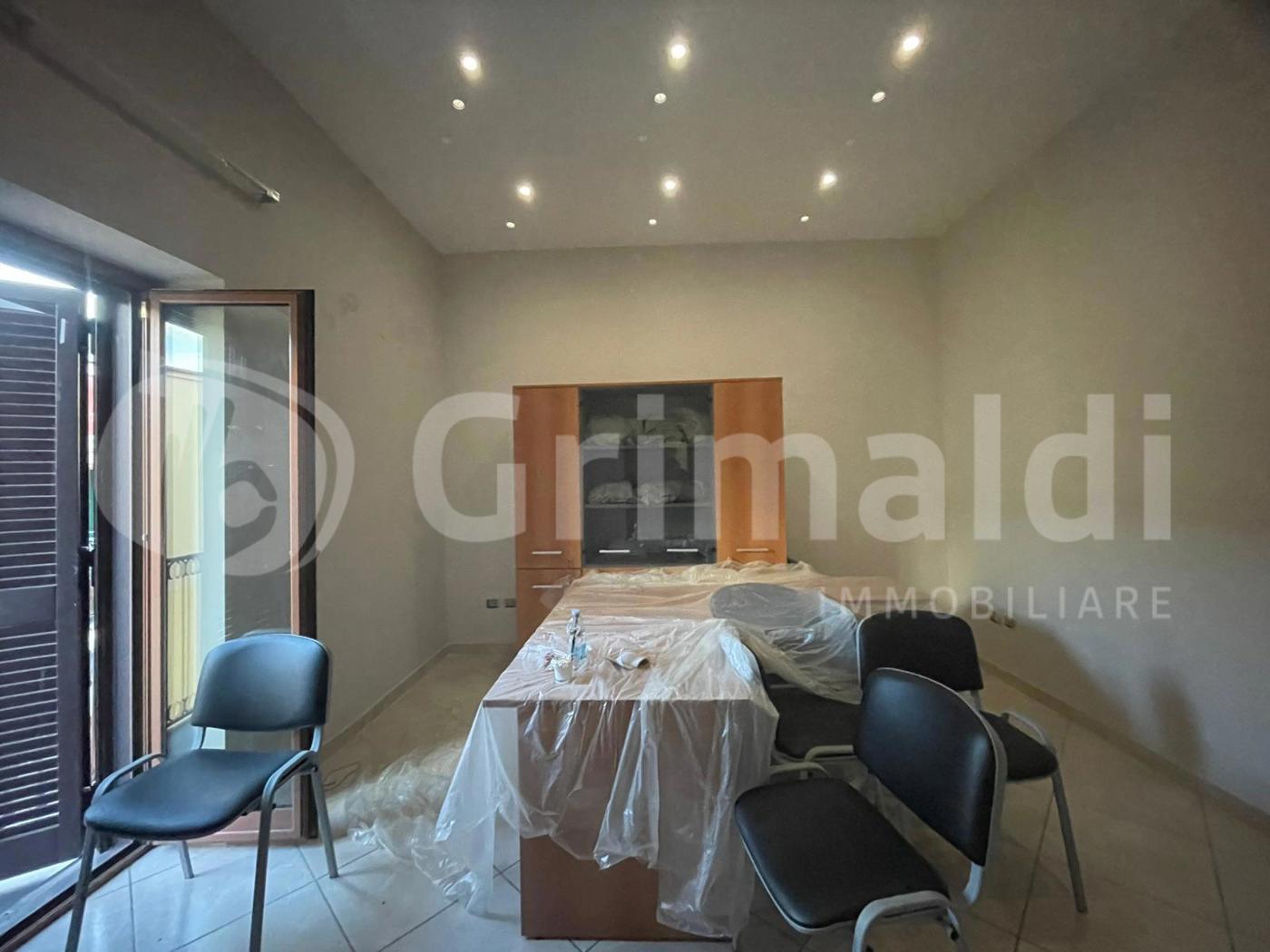 Ufficio in affitto a Quarto