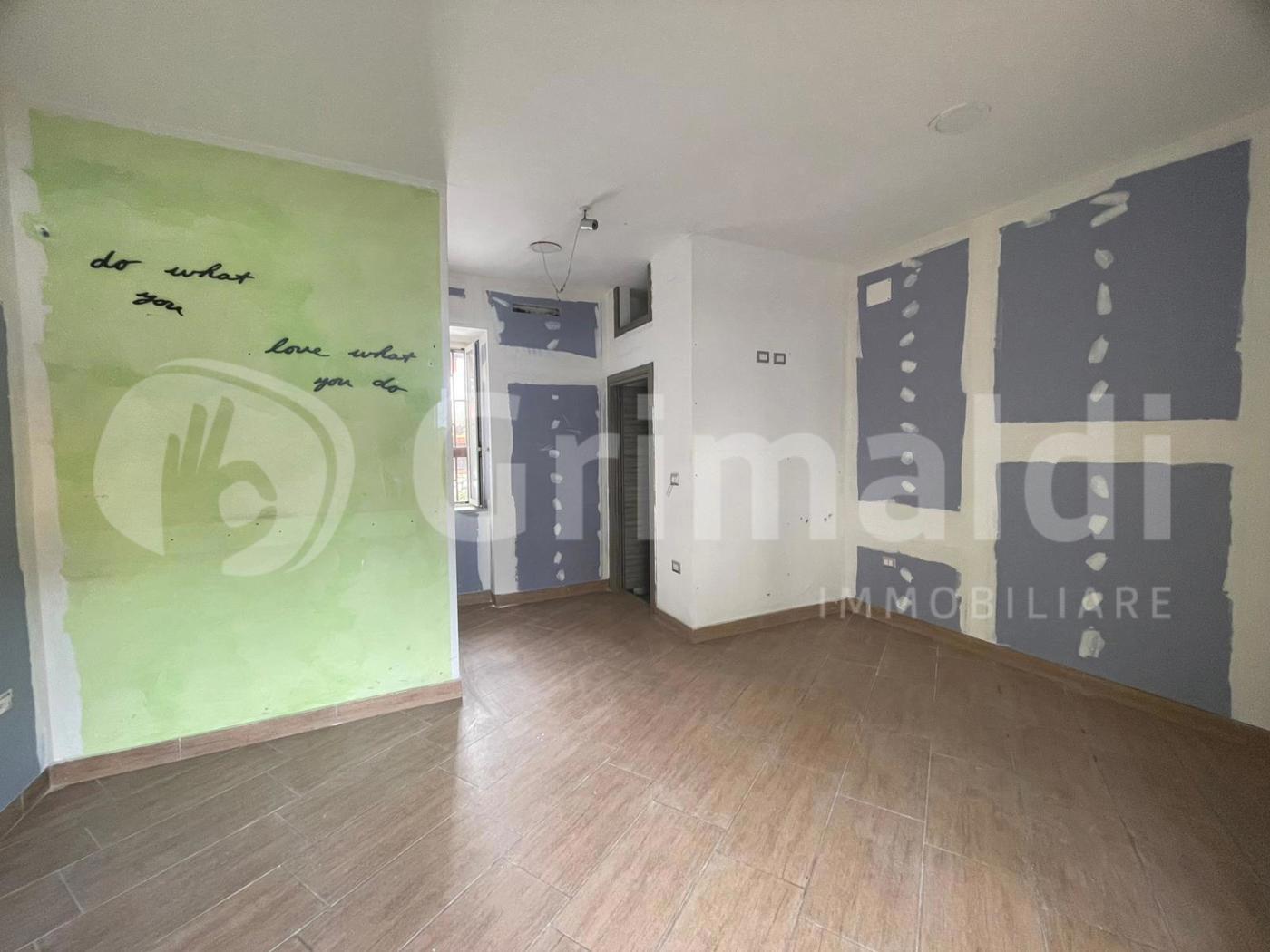 Negozio in affitto a Quarto