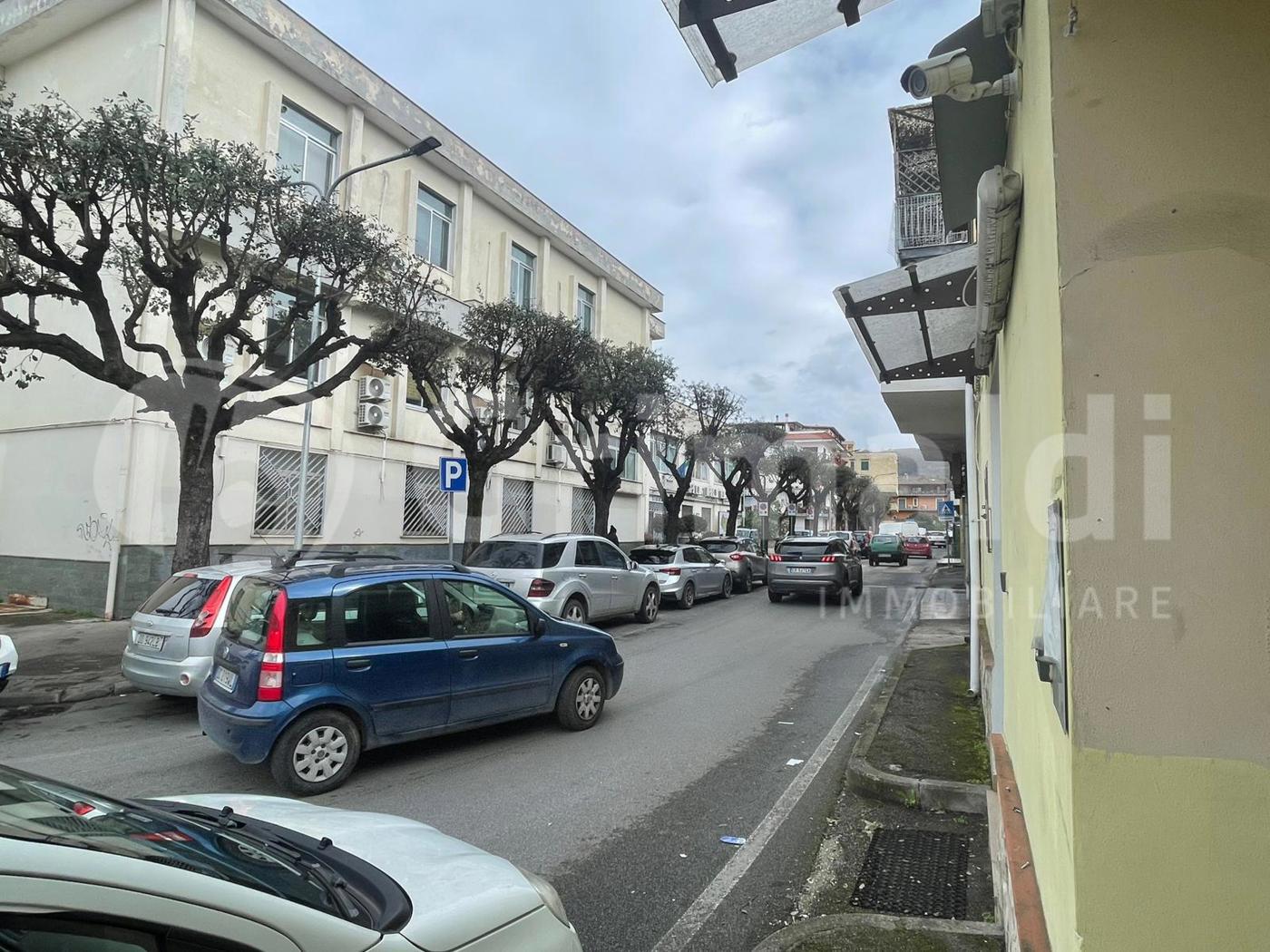 Negozio in affitto a Quarto