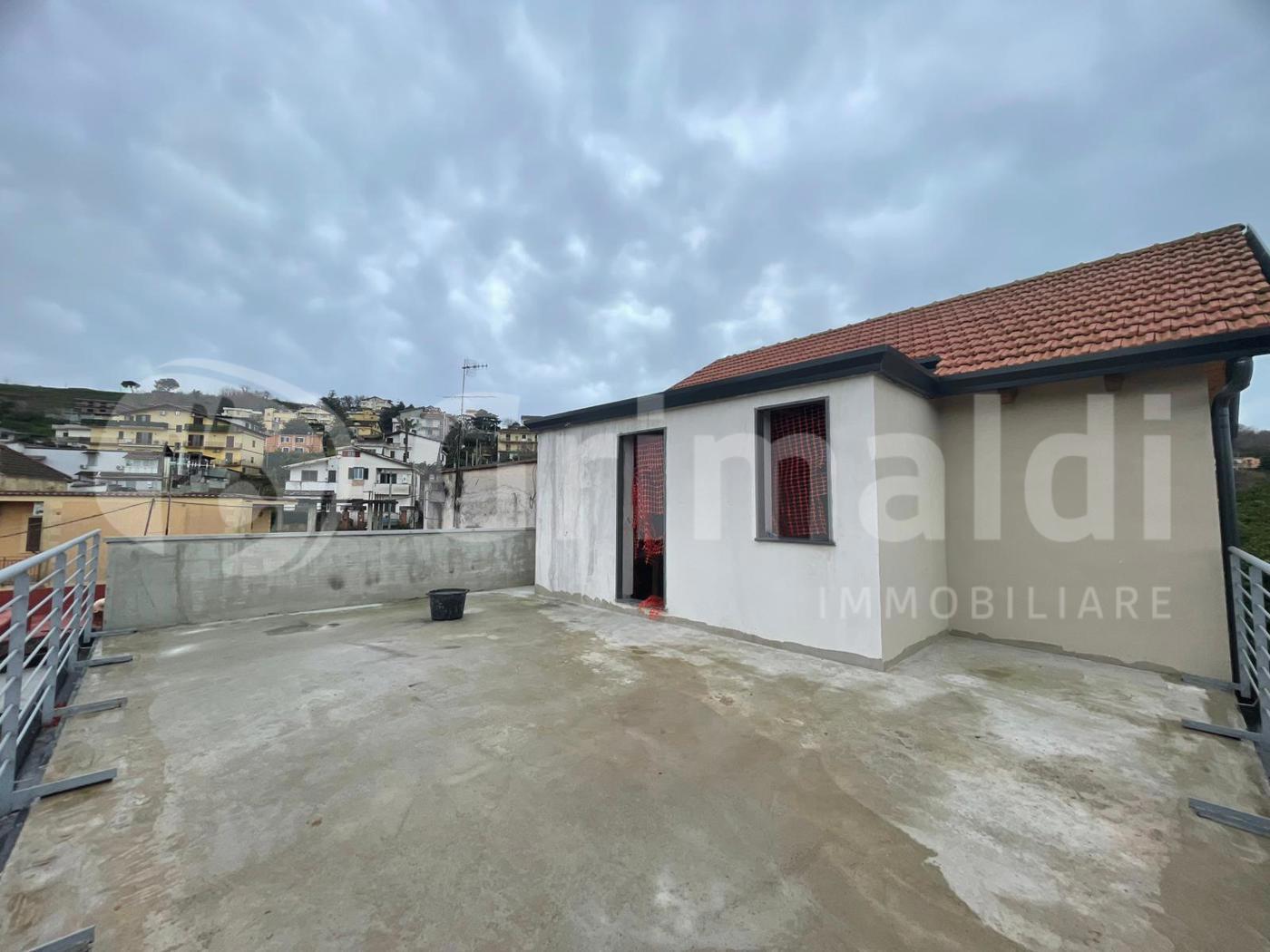 Trilocale ristrutturato a Quarto