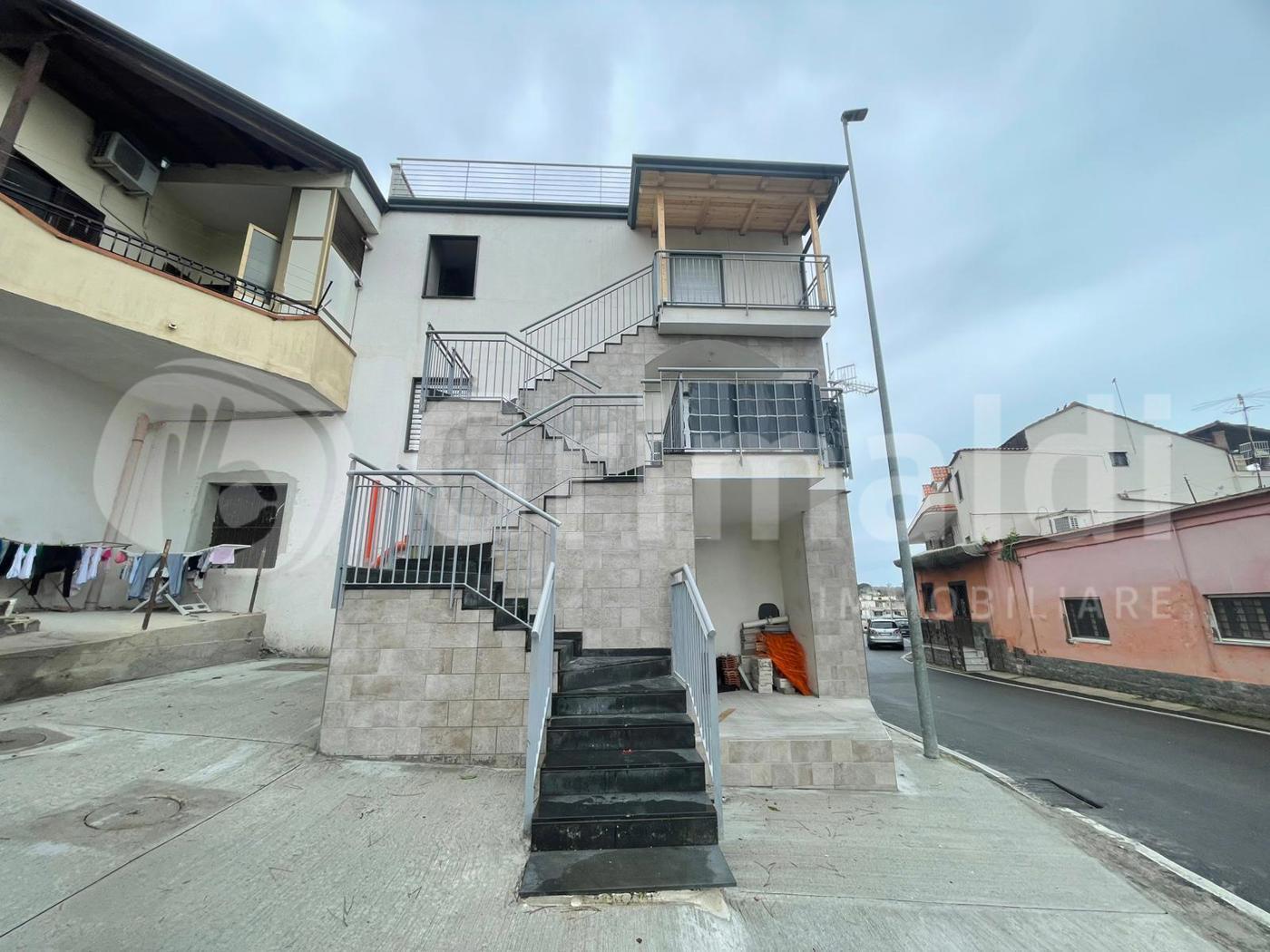 Trilocale ristrutturato a Quarto