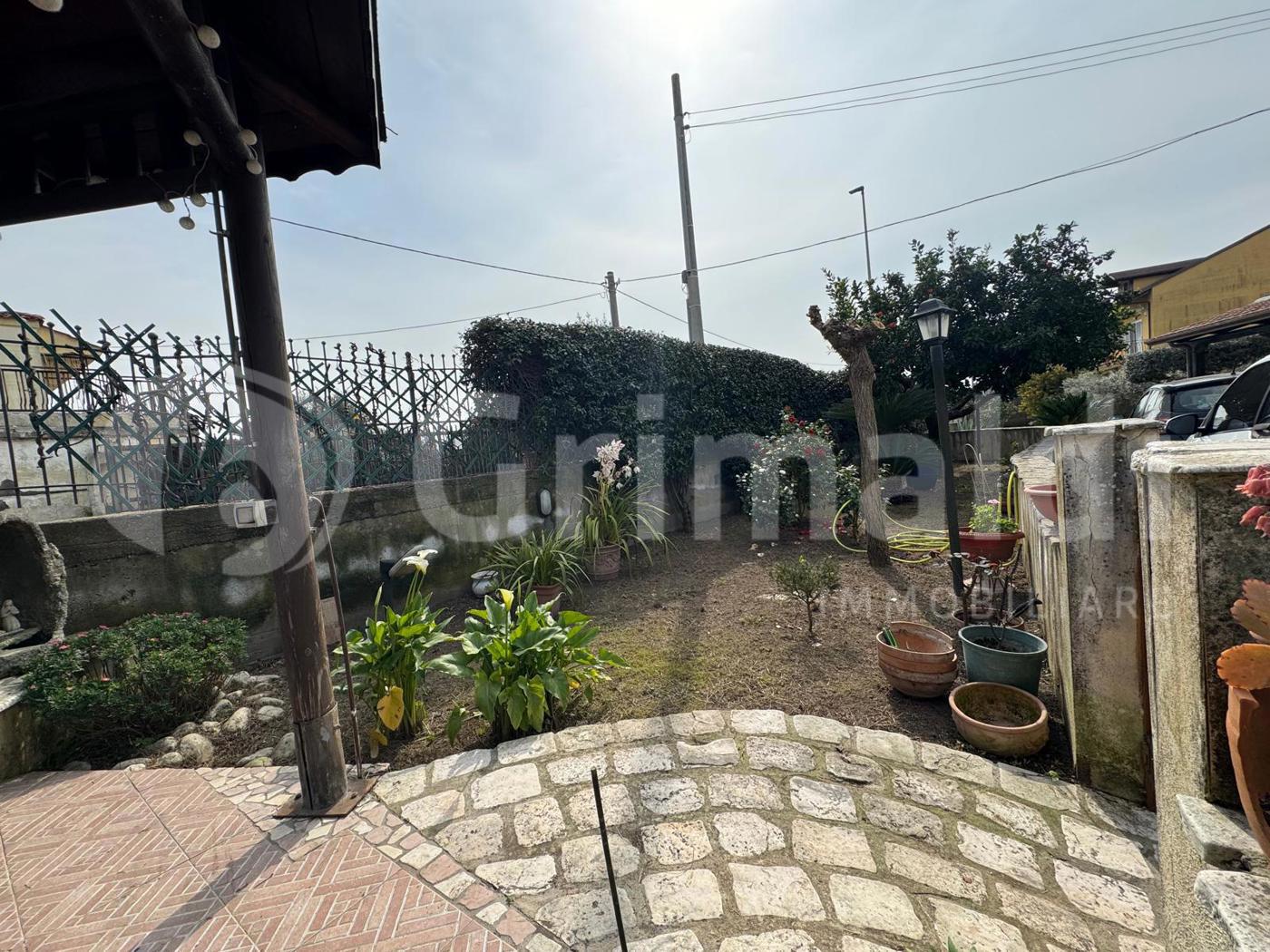 Villa con giardino a Quarto