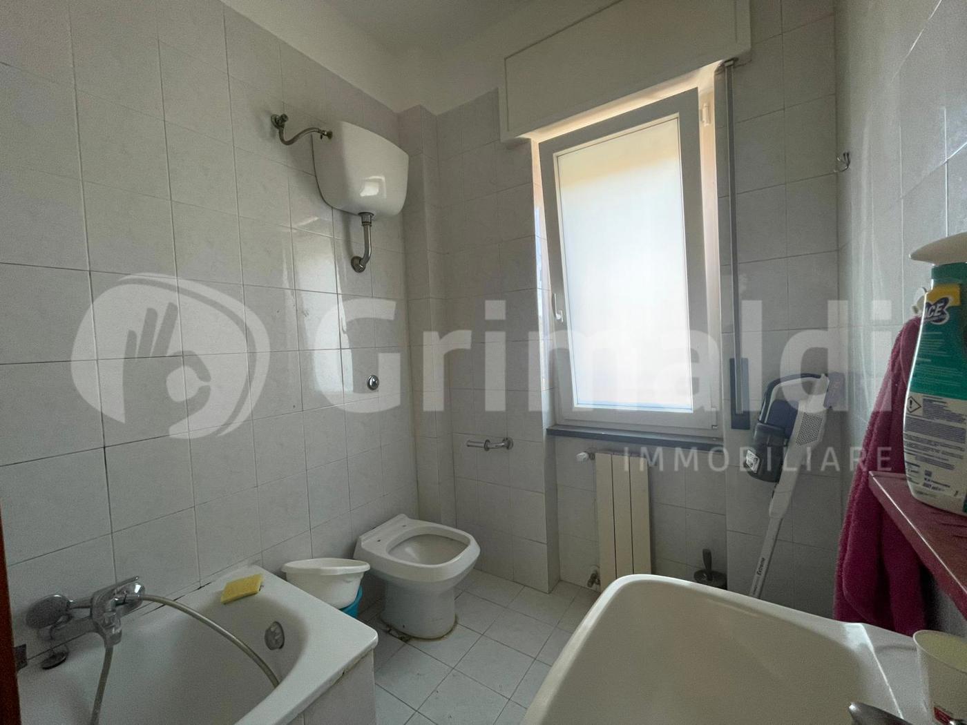 Trilocale in affitto a Quarto