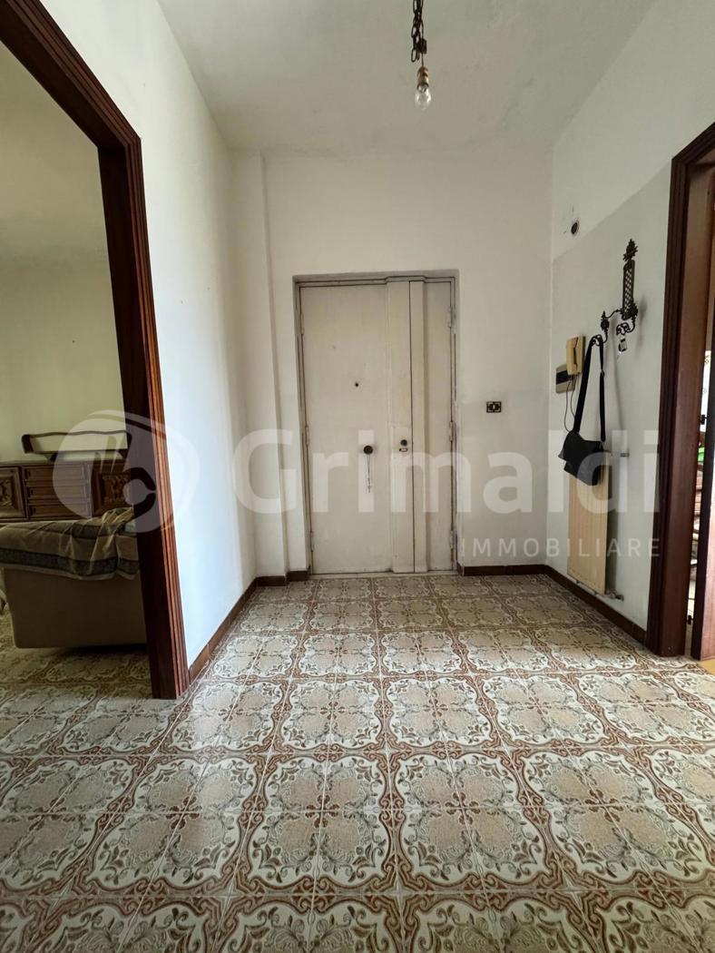 Trilocale da ristrutturare a Quarto