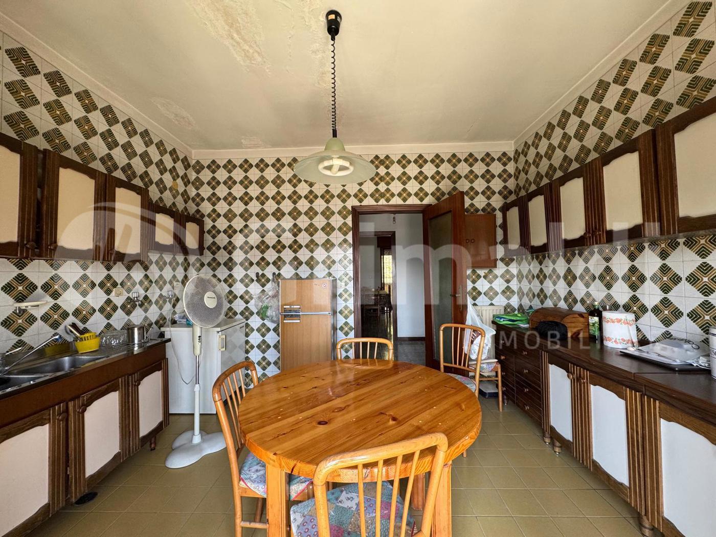 Trilocale da ristrutturare a Quarto