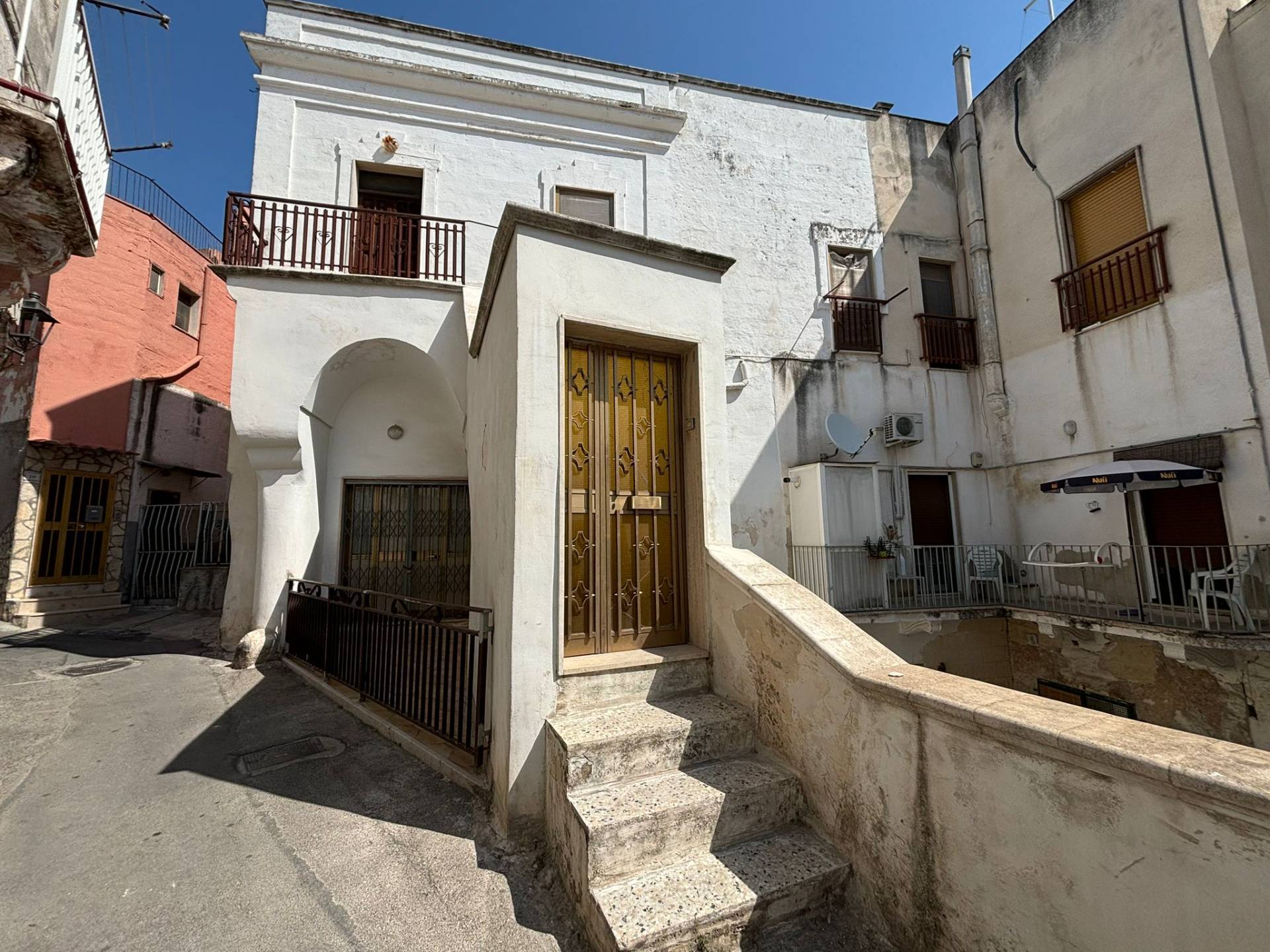 Casa indipendente vista mare, Massafra centro storico, quartiere ges bambino