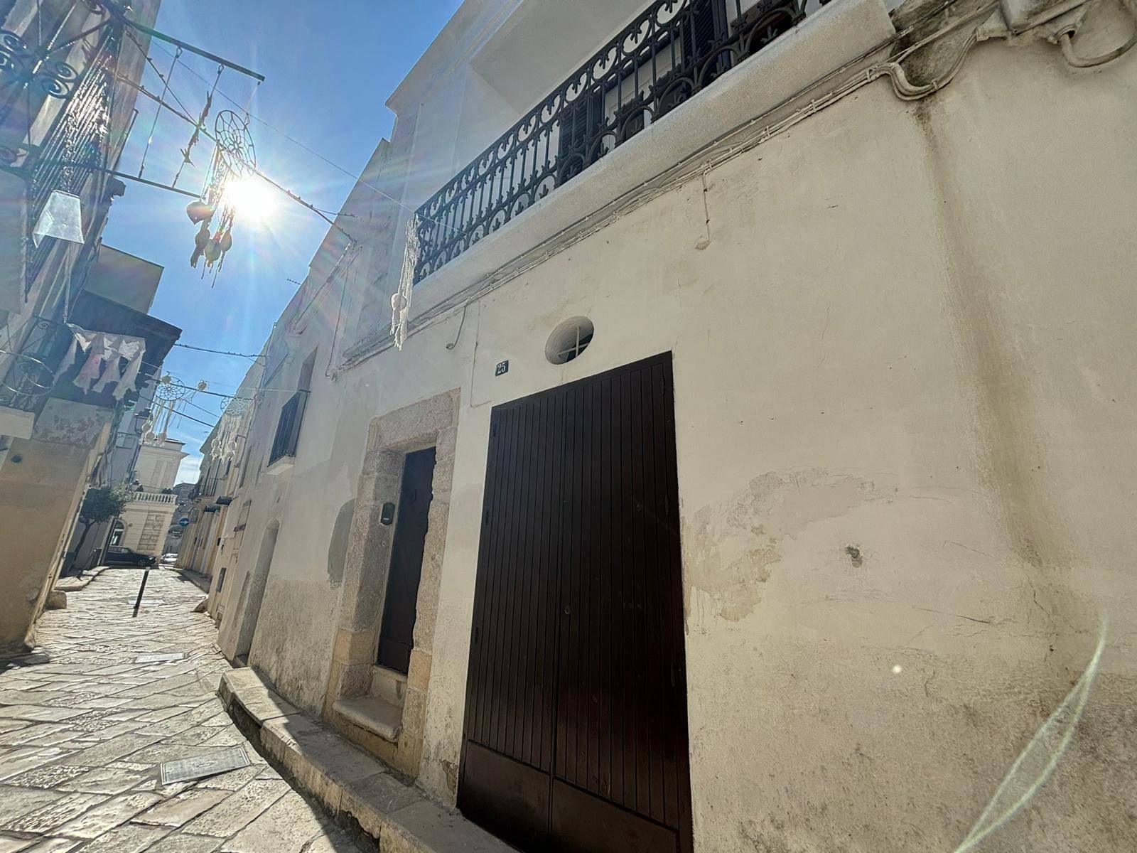 Casa indipendente con terrazzo, Mottola centro storico