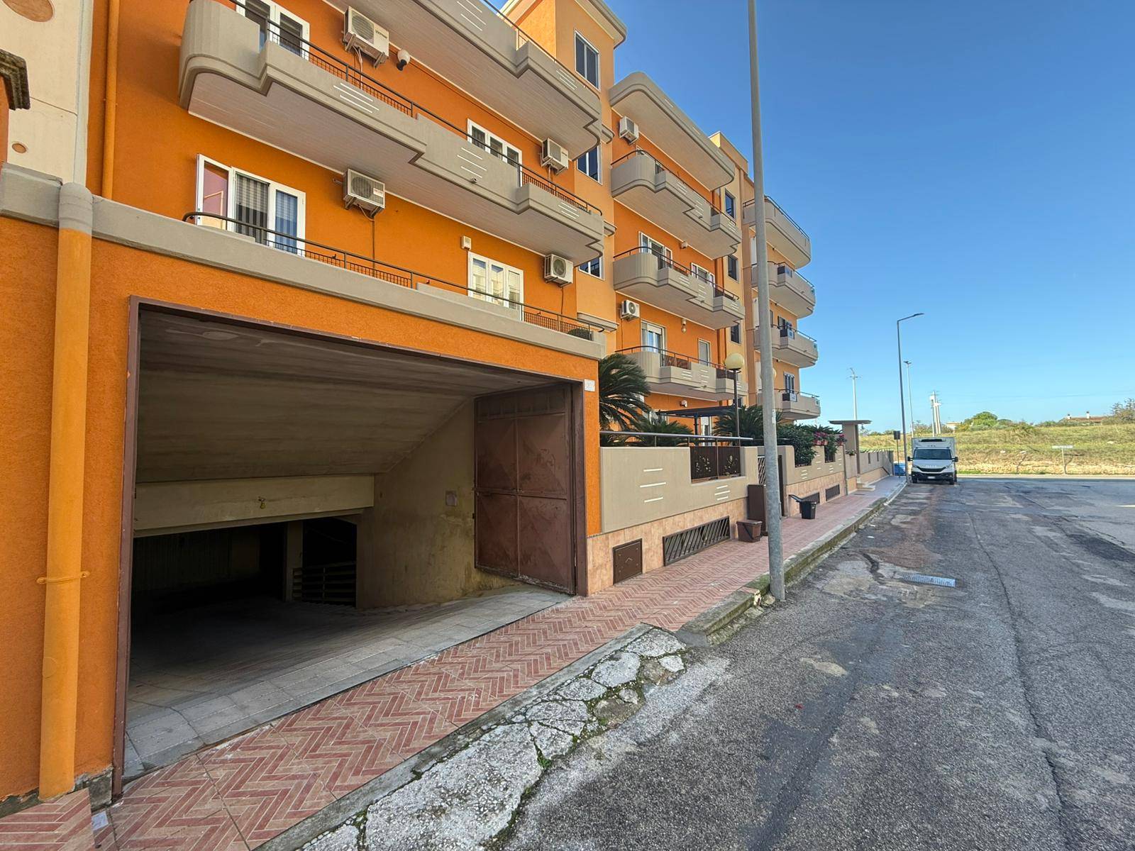 Box o garage in vendita a Massafra, San Francesco