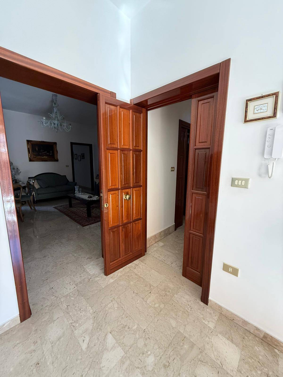 Stabile in vendita a Massafra, Centro