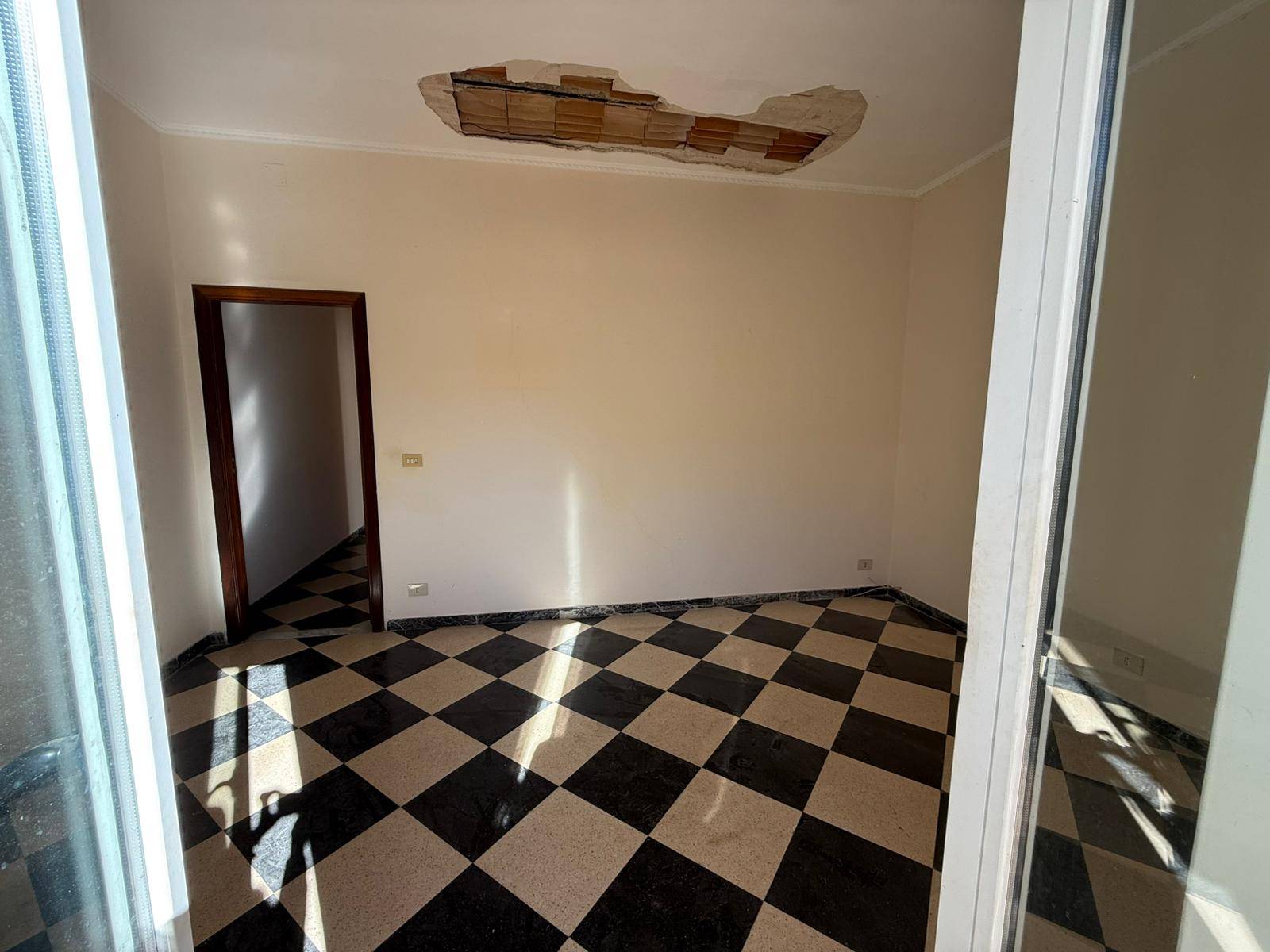 Stabile in vendita a Massafra, Centro