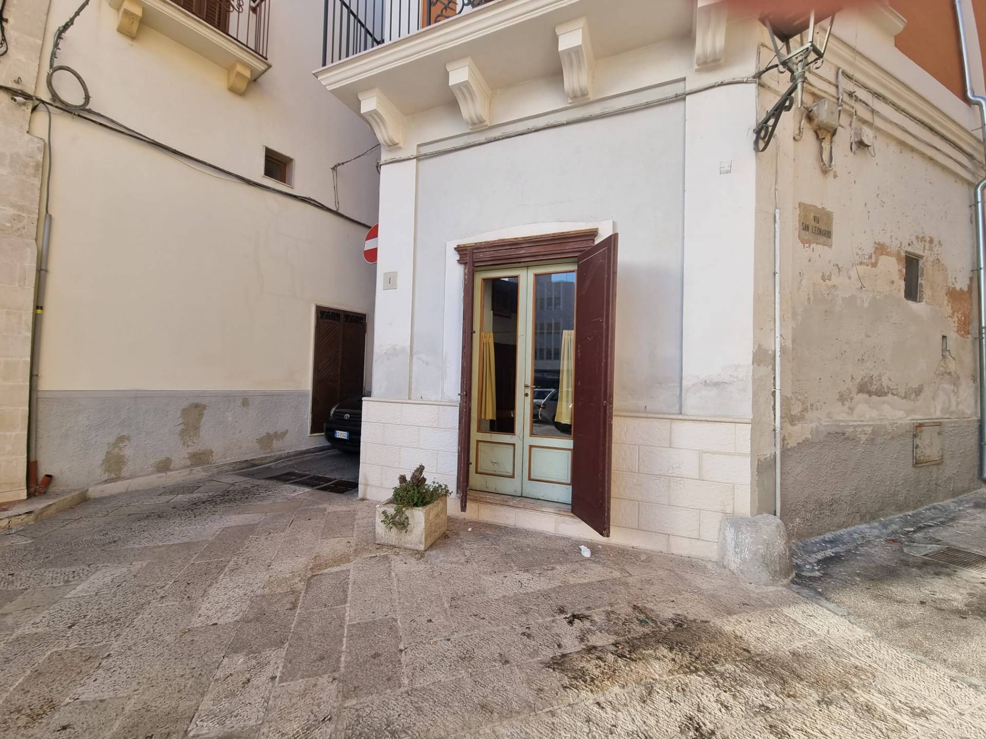 Locale commerciale in affitto a Massafra, Centro Storico