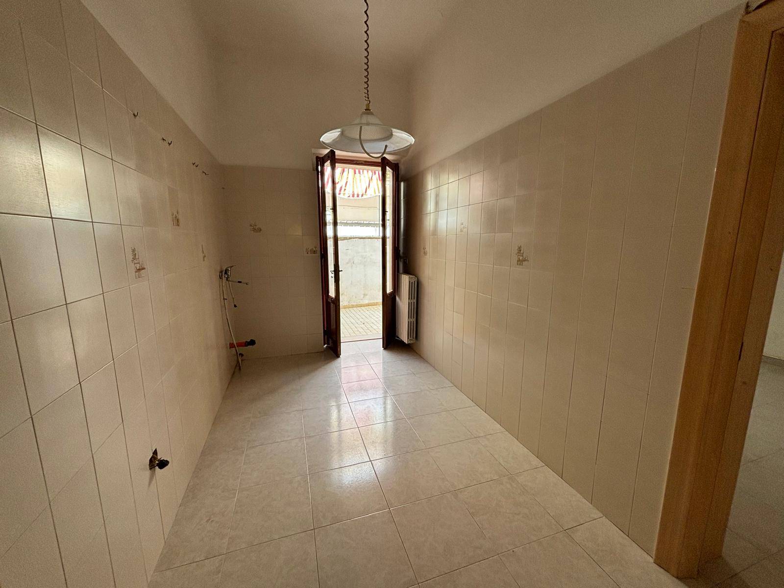 Appartamento in vendita a Massafra, Centro