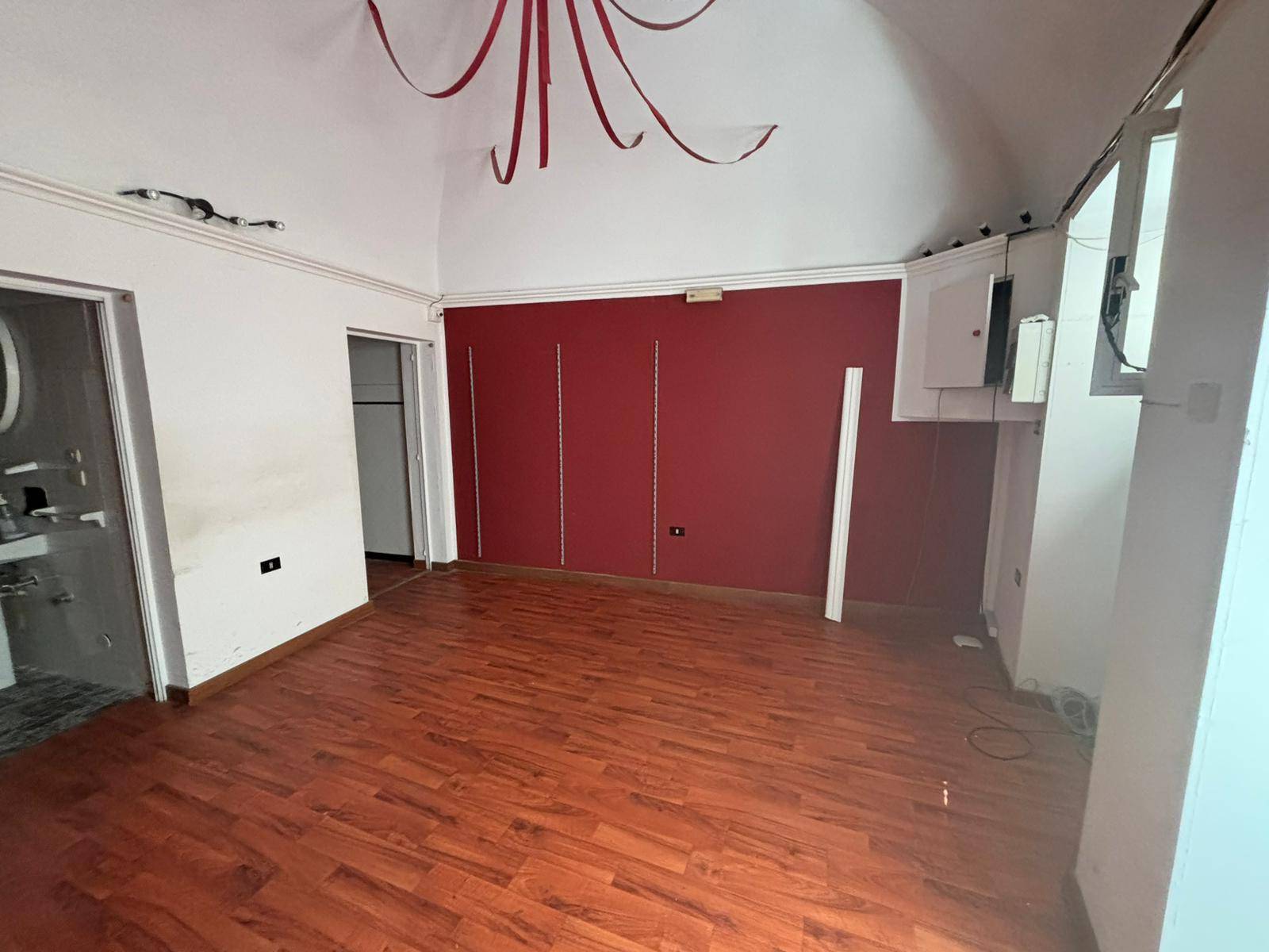 Locale commerciale in vendita a Massafra, Centro Storico