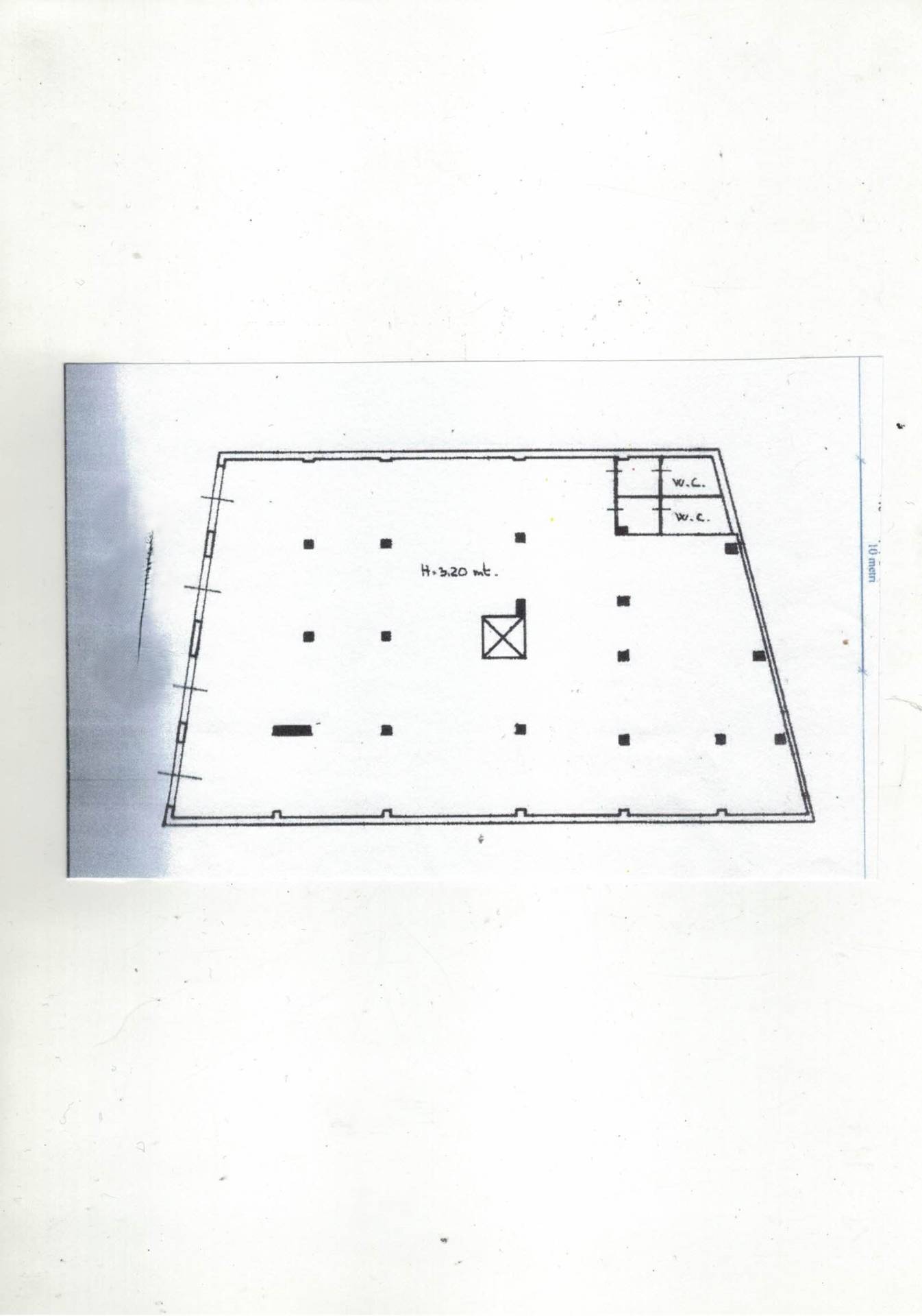 Locale commerciale in vendita a Massafra, San Francesco